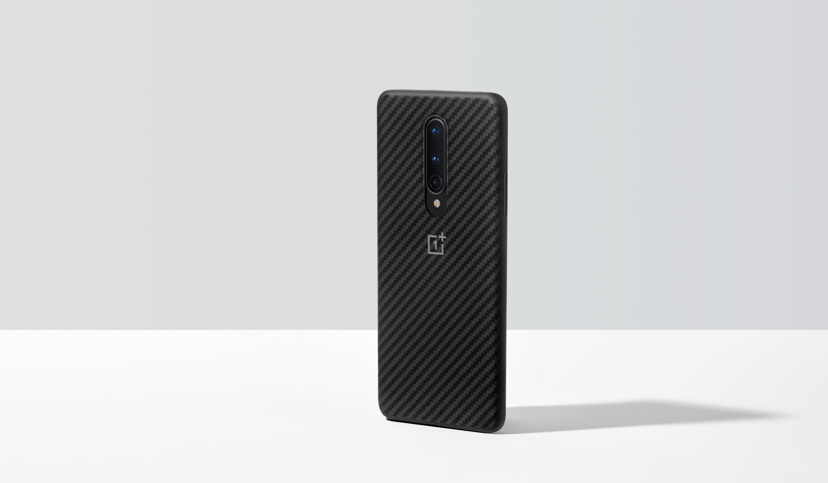 Бампер oneplus 8