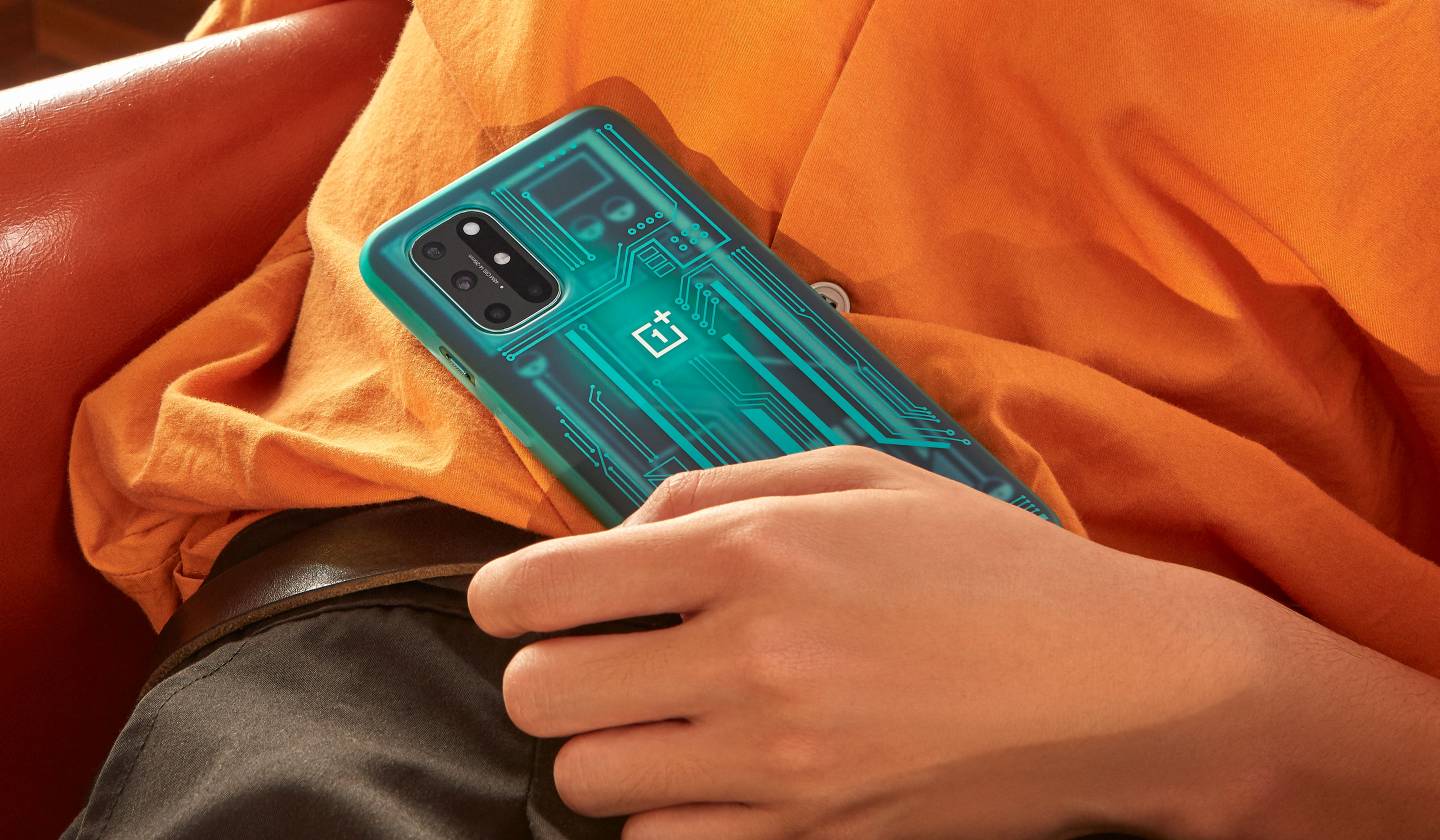 OnePlus 8T Quantum Bumper Case Cyborg Cyan 4